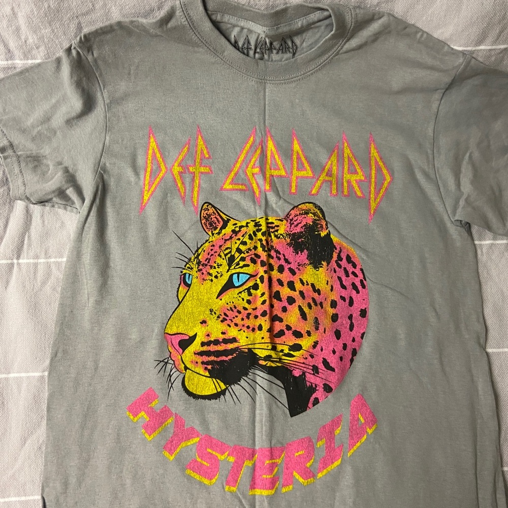 Def Leppard Hysteria band tee